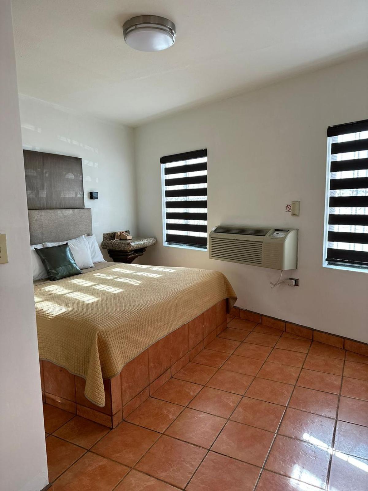 Hotel Colonial De Nogales Nogales  Екстер'єр фото