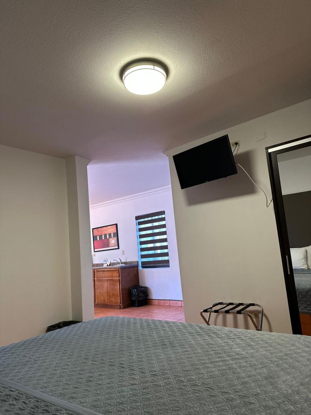 Hotel Colonial De Nogales Nogales  Екстер'єр фото
