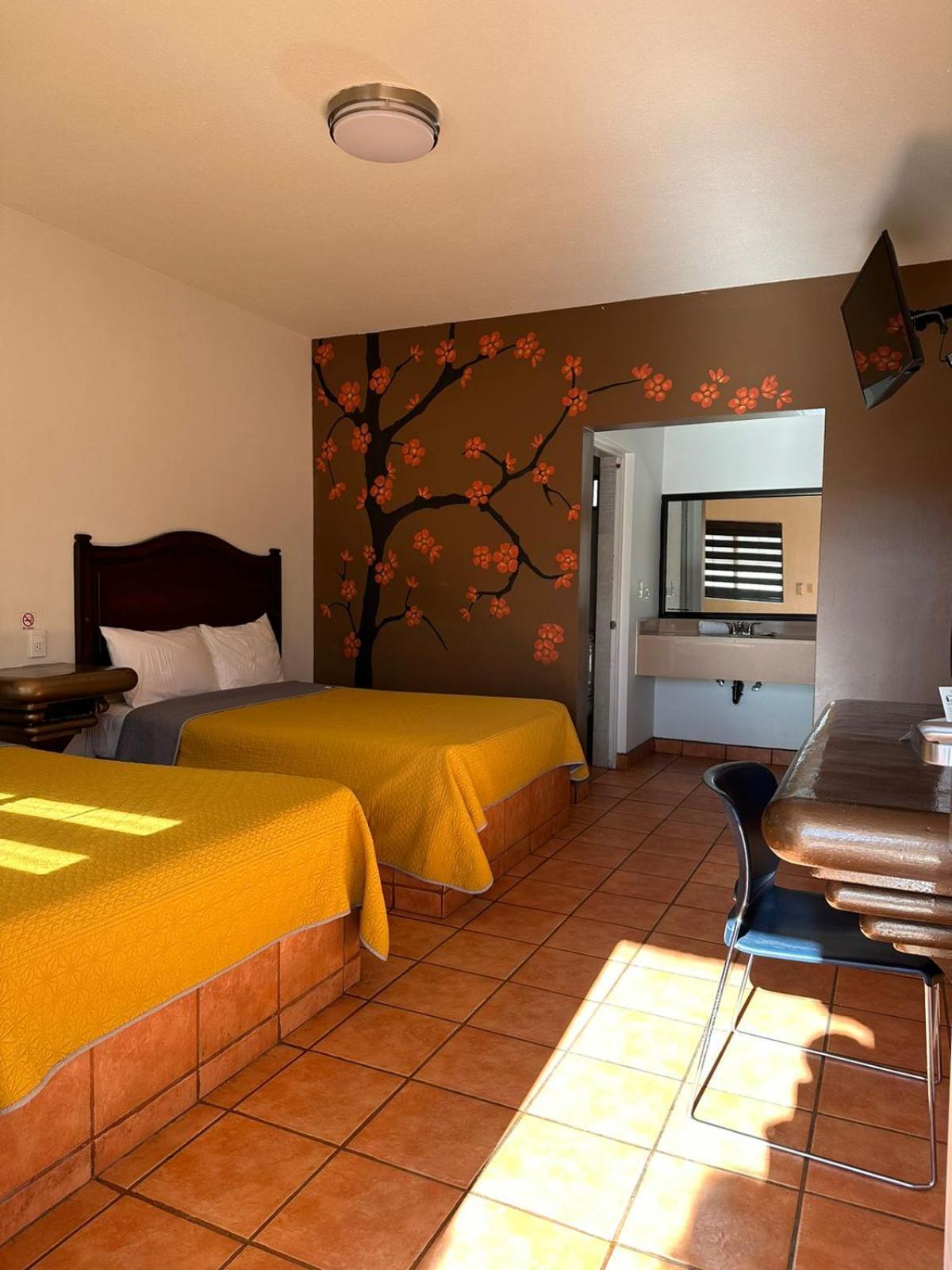 Hotel Colonial De Nogales Nogales  Екстер'єр фото