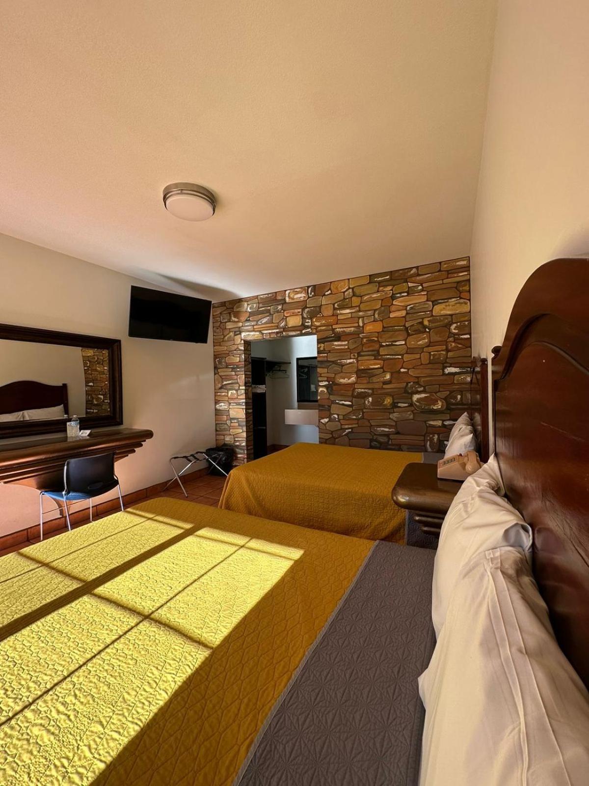 Hotel Colonial De Nogales Nogales  Екстер'єр фото
