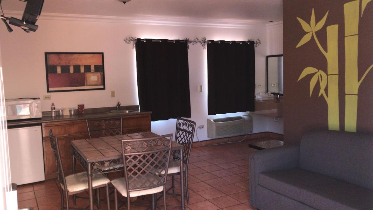 Hotel Colonial De Nogales Nogales  Екстер'єр фото